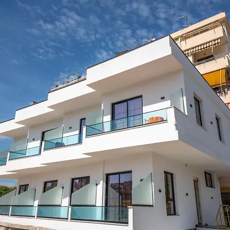 Hotel Aron Golem (Tirana)